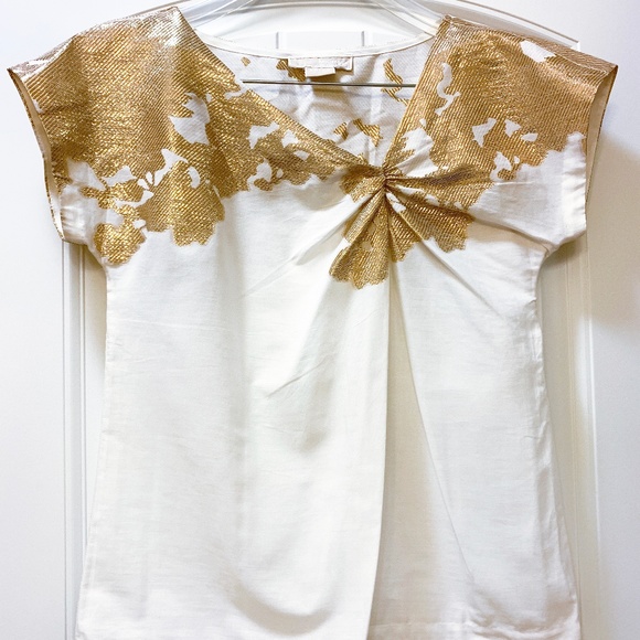 Michael Kors Tops - Michael Kors Lightweight Shirt Gold Shimmer Sz XS